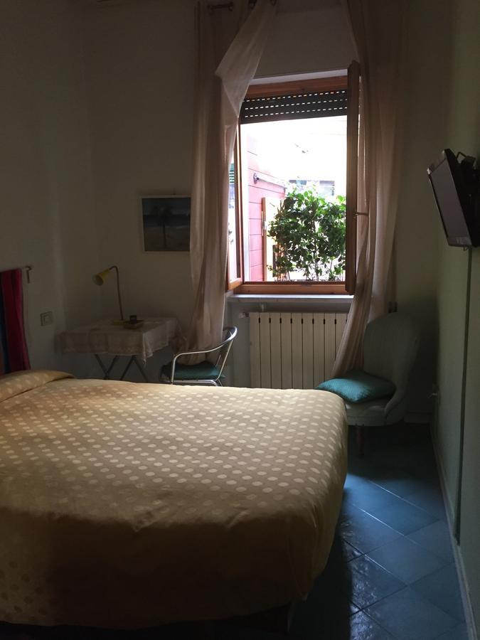 Casa Fornaciari Bed & Breakfast Viareggio Exterior photo